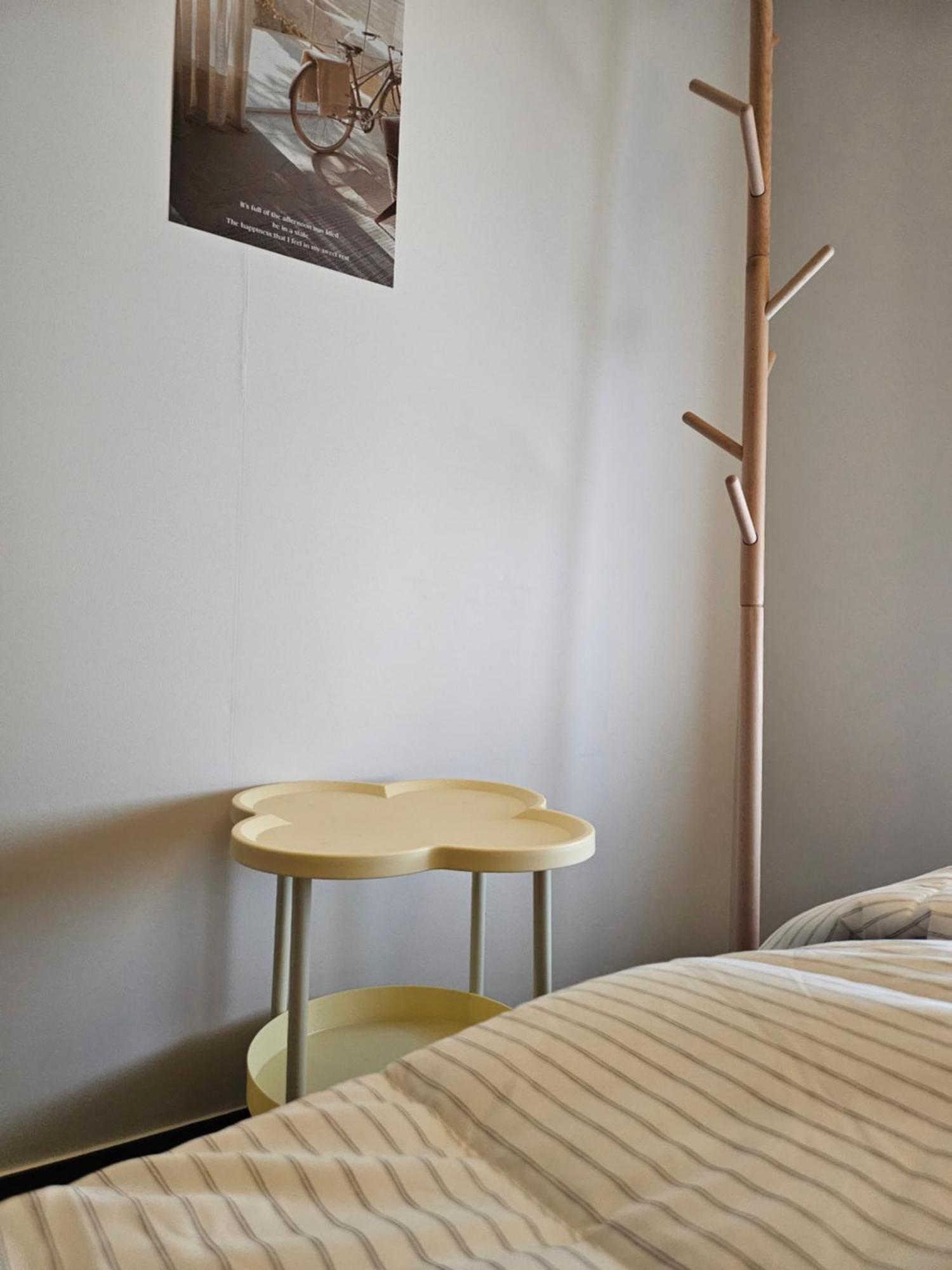 Travel Light Hostel Пусан Екстер'єр фото