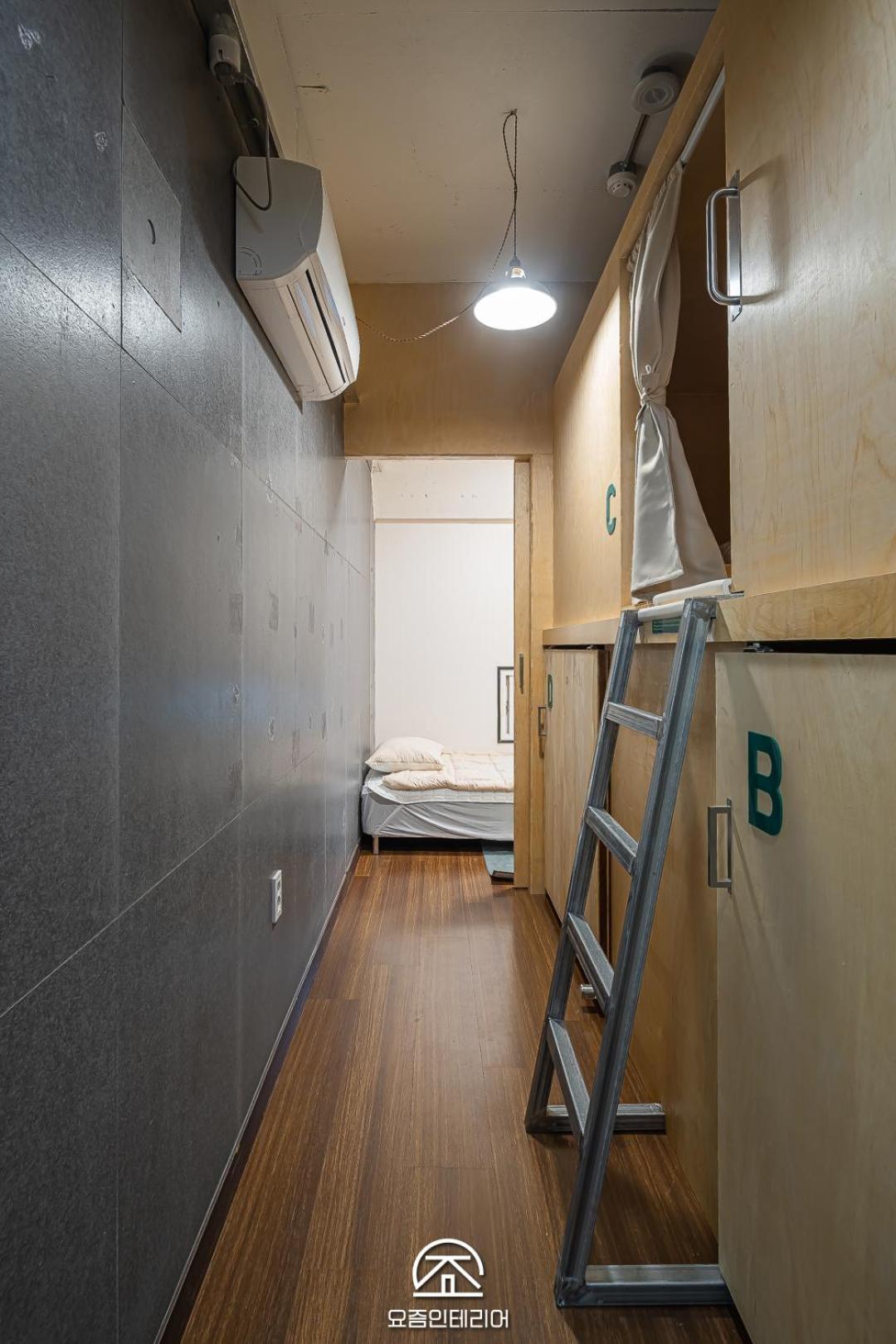 Travel Light Hostel Пусан Екстер'єр фото